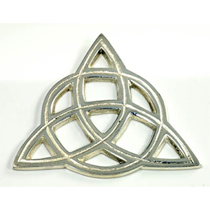 Triquetra open cut altar tile 3″ – Witchy Cauldron